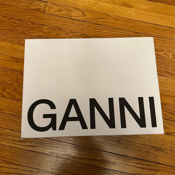 Ganni Olive Boots - Picture 8 of 8